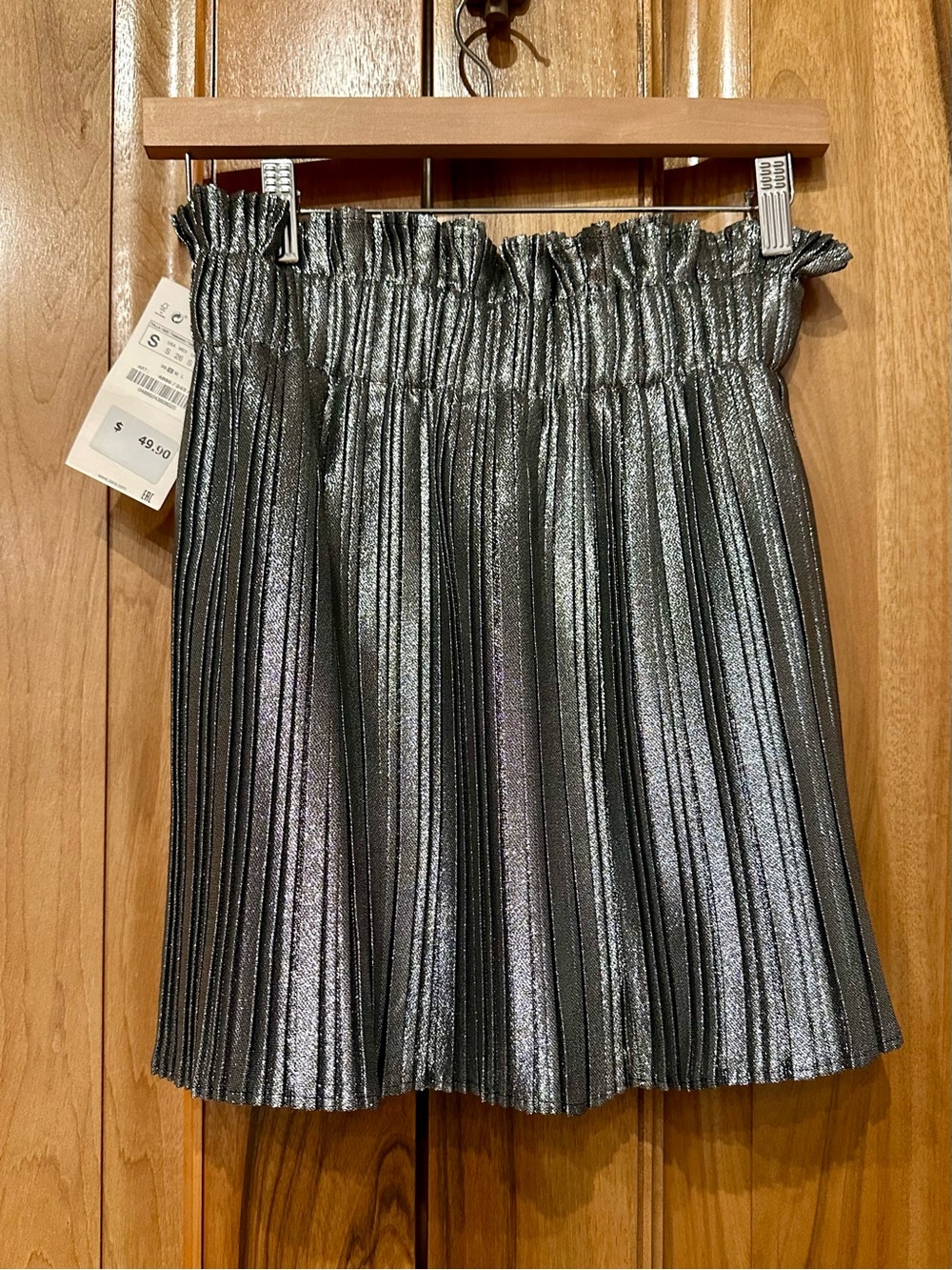 NWT Zara Ultra-Metallic Silver Pleated Paperbag-Waist Miniskirt, S - Picture 2 of 10